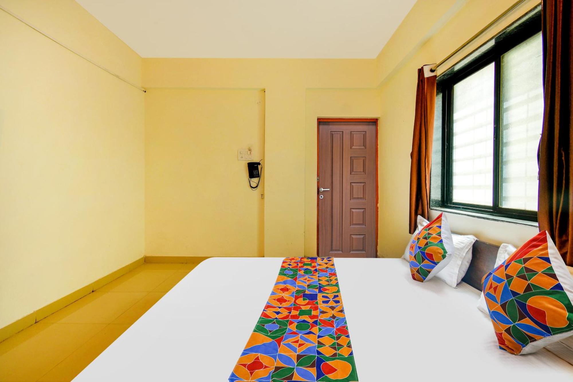 Hotel Fabexpress Srh - Nr Butterfly Park - Hinjawadi Zewnętrze zdjęcie