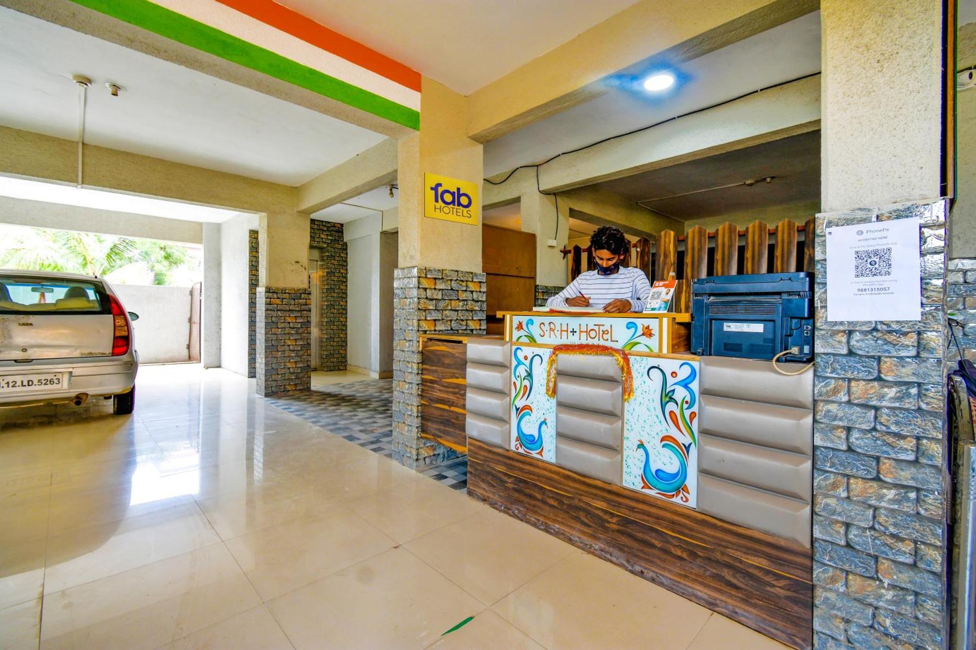 Hotel Fabexpress Srh - Nr Butterfly Park - Hinjawadi Zewnętrze zdjęcie