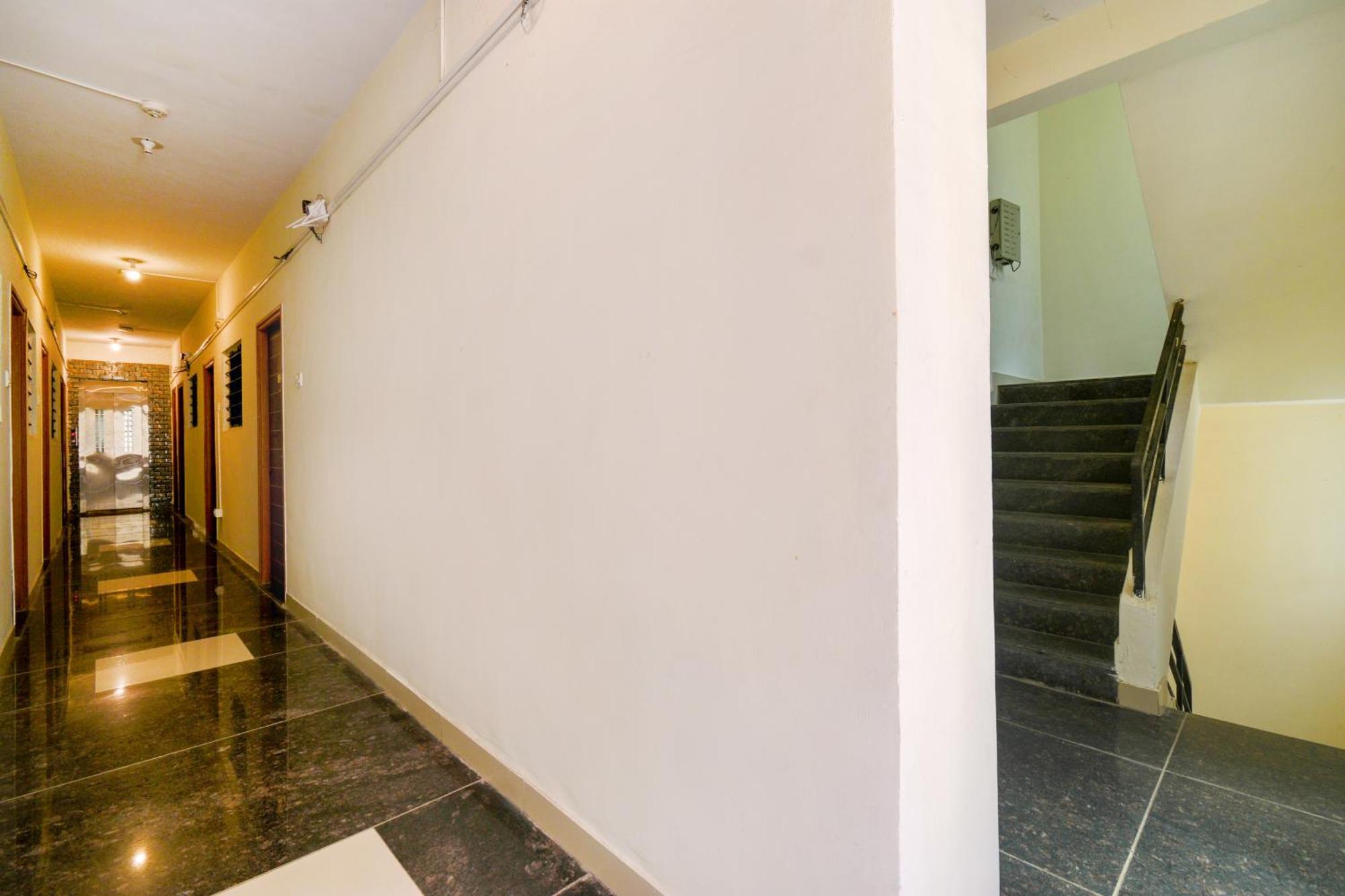 Hotel Fabexpress Srh - Nr Butterfly Park - Hinjawadi Zewnętrze zdjęcie